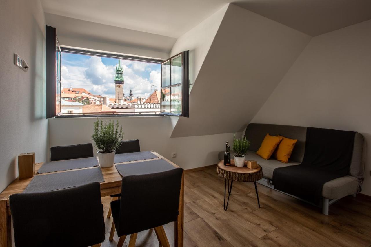 Apartmany Na Mikulasskem Namesti Znojmo Exteriör bild